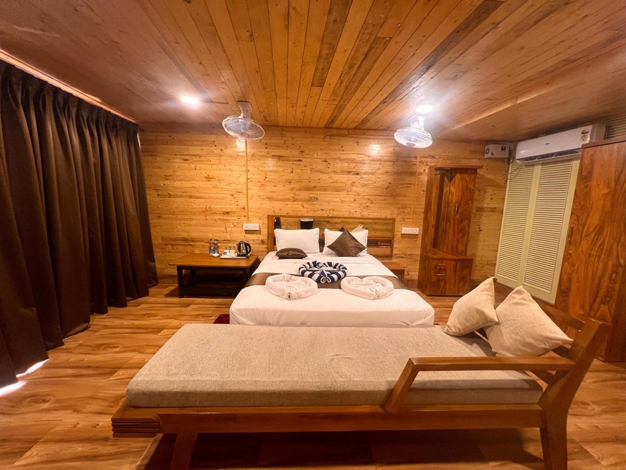 Darsy Residency Hotel Agonda Luaran gambar
