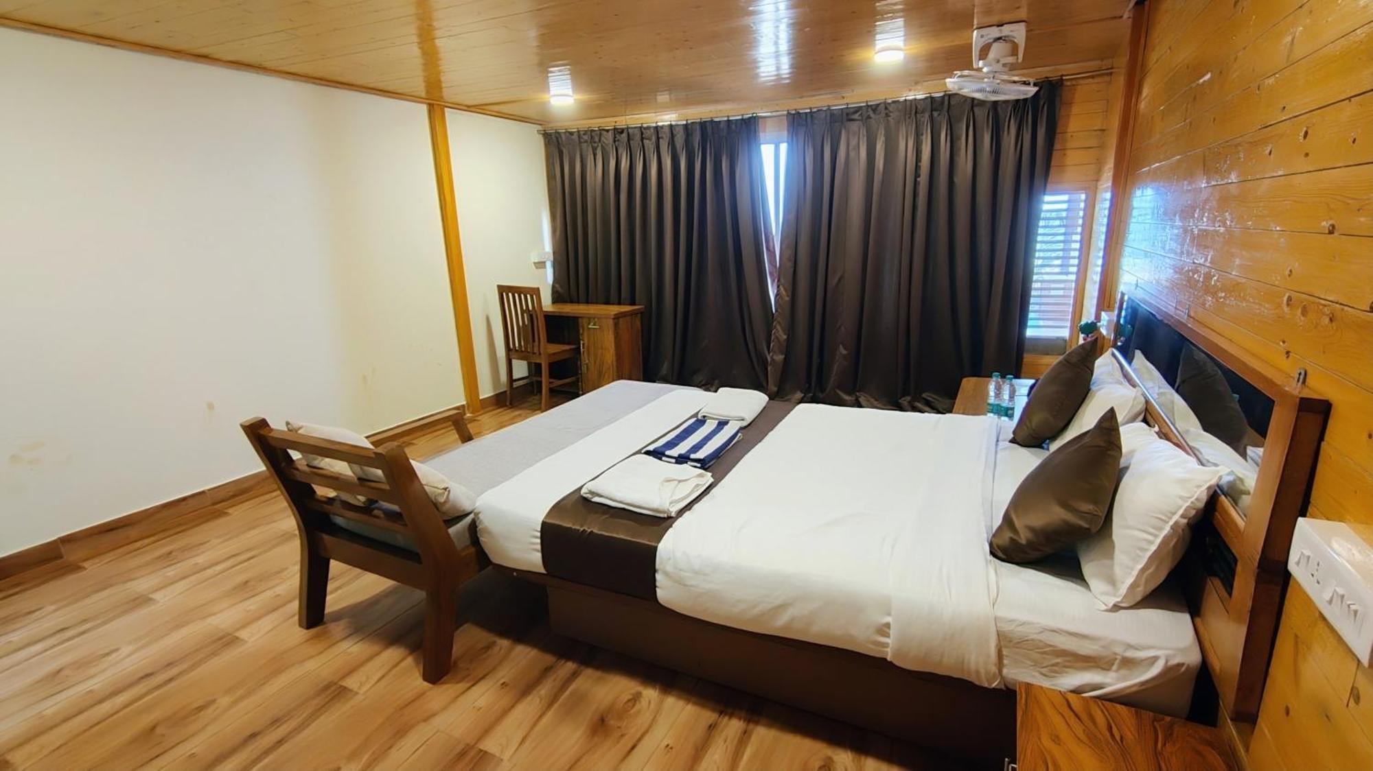 Darsy Residency Hotel Agonda Luaran gambar